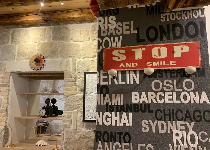 Luxury Art Apartment