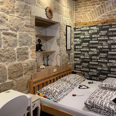 Apartment Luxury Art *